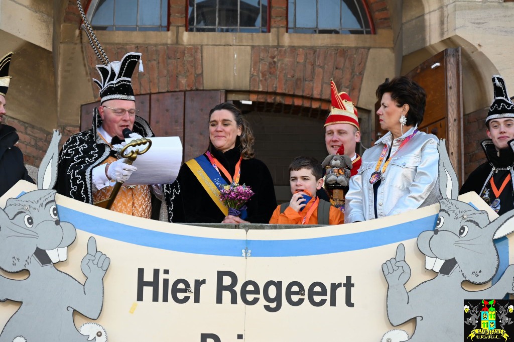 ../Images/Stunt gemeentehuis 2025 048.jpg